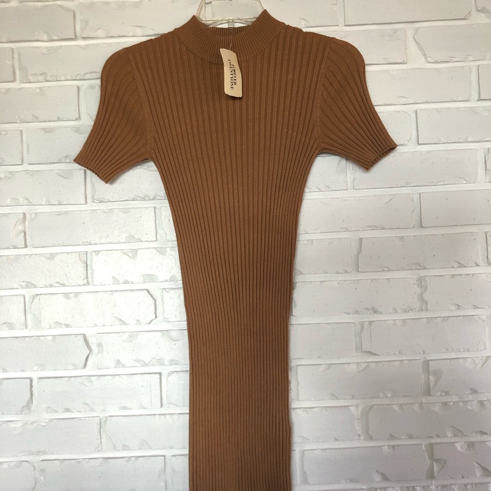 NWT Size S Forever 21 short sleeve sweater dress